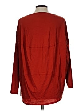 Lululemon Athletica 3/4 Sleeve T-Shirt (view 2)