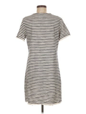 Saks Fifth Avenue Casual Dress (view 2)