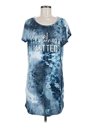 Free Kisses Short Sleeve T-Shirt (view 1)