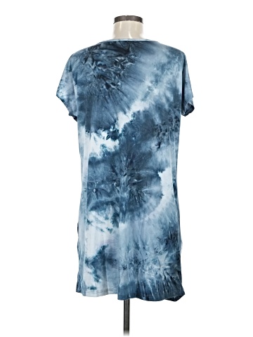 Free Kisses Short Sleeve T-Shirt (view 2)