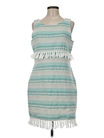 Cupcakes & Cashmere Casual Dress (view 1)