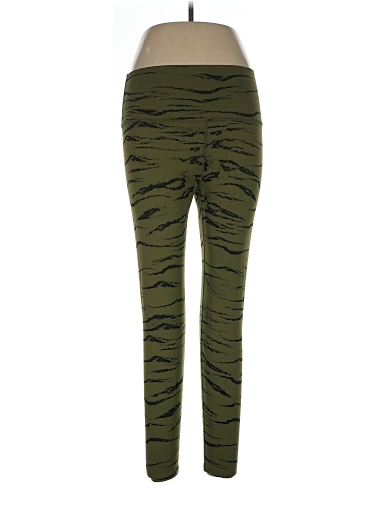 Pre-owned Beyond Yoga Active Pants In Green