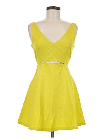 Trafaluc by Zara Casual Dress (view 1)