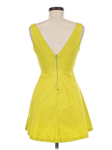 Trafaluc by Zara Casual Dress (view 2)