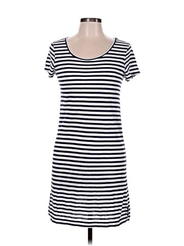 Uniqlo Casual Dress (view 1)