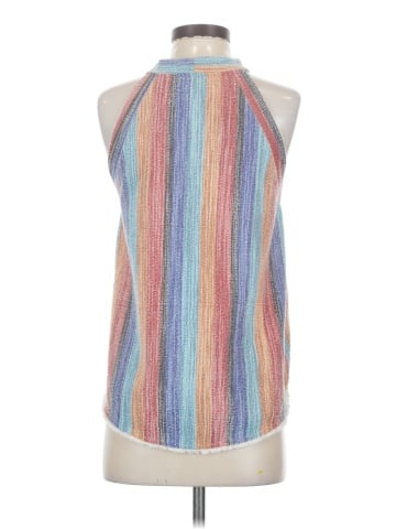 W5 Sleeveless Blouse (view 2)