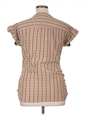 Sweet Wanderer Sleeveless Blouse (view 2)