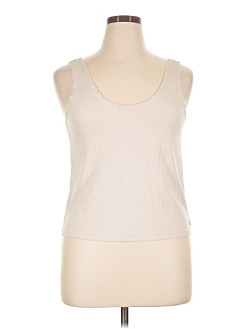 Danskin Tank Top (view 1)