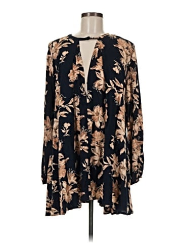 Akira Chicago Black Label Long Sleeve Blouse (view 1)