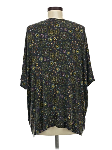 Agnes & Dora 3/4 Sleeve Blouse (view 2)