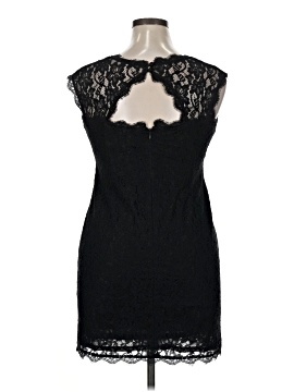 Adrianna Papell Petite Dresses On Sale Up To 90% Off Retail | ThredUp