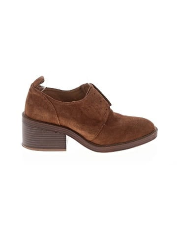 Crown Vintage Heels (view 1)