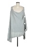 Unbranded Gray Poncho One size (estimated) - photo 1