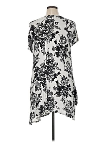 Agnes & Dora Casual Dress (view 2)