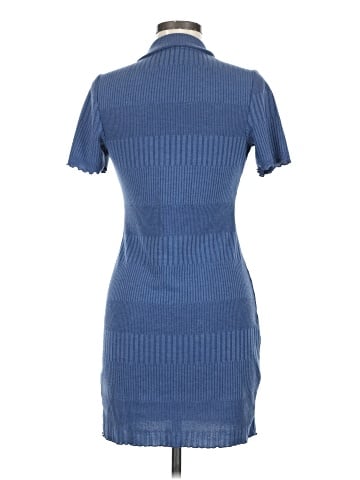 Urban Outfitters Casual Dress (view 2)