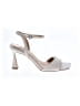 Badgley Mischka 100% Leather Ivory Sandals Size 9 1/2 - photo 1
