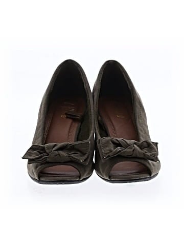 Nicole Wedges (view 2)