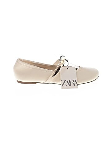 Zara Flats (view 1)