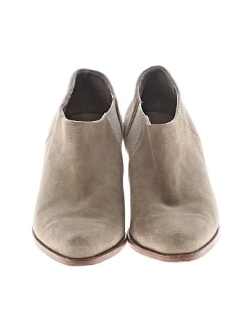 Vince. Ankle Boots (view 2)