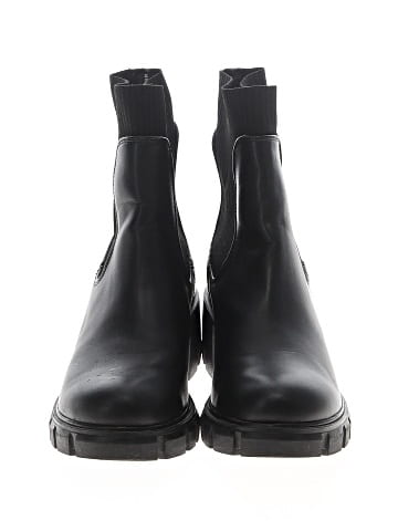 Steve Madden Ankle Boots (view 2)