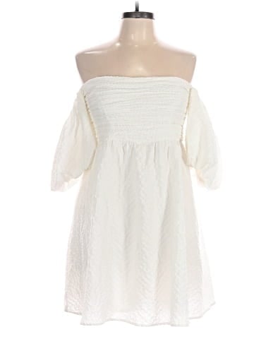 Abercrombie & Fitch Casual Dress (view 1)