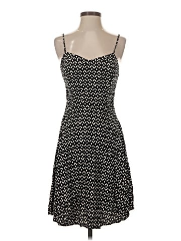 Old Navy Casual Dress (view 1)