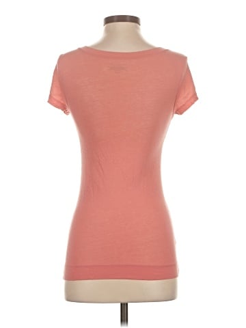 Victoria's Secret Short Sleeve T-Shirt (view 2)