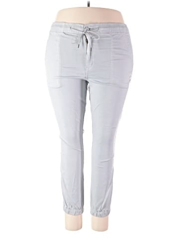 American Eagle Outfitters Casual Pants (view 1)