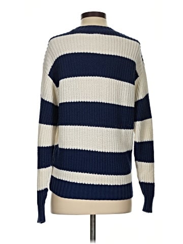 American Eagle Outfitters Pullover Sweater (view 2)