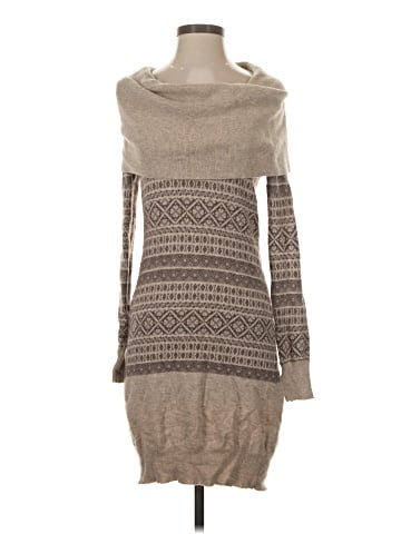 Kenar Pullover Sweater (view 1)