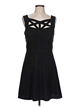 BCBGMAXAZRIA Women's A-Line Dresses On Sale Up To 90% Off Retail | ThredUp