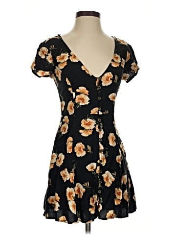 Forever 21 Casual Dress (view 1)