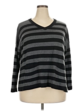 Linda Matthews Pullover Sweater