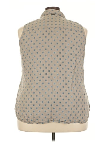 Columbia Sleeveless Button-Down Shirt (view 2)