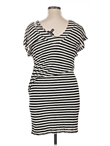 Kenneth Cole New York Casual Dress (view 2)