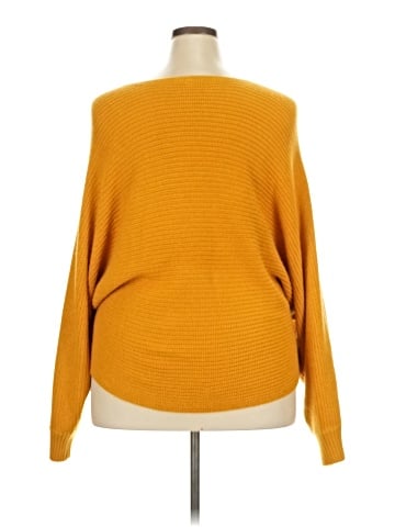 Derek Heart Pullover Sweater (view 2)