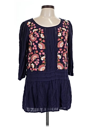 Floreat 3/4 Sleeve Blouse (view 1)