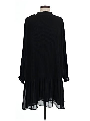 H&M Casual Dress (view 1)