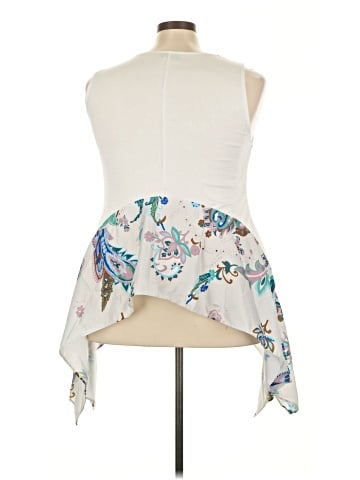 Reborn Sleeveless Blouse (view 2)