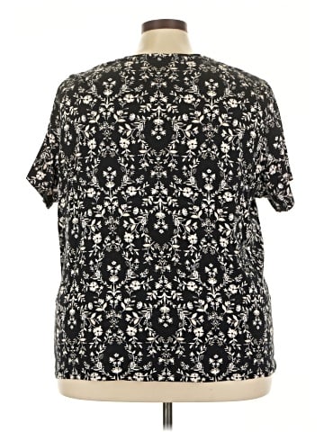 Croft & Barrow Short Sleeve T-Shirt (view 2)