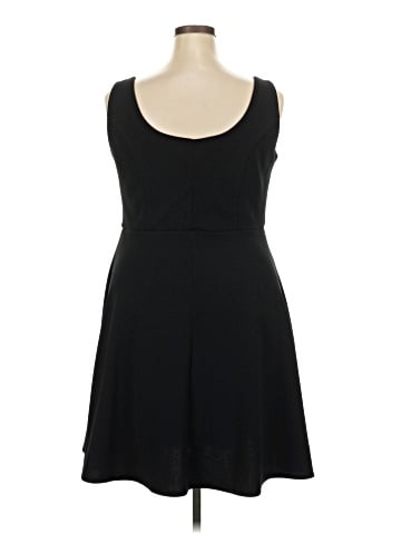 Paper Dolls Casual Dress (view 2)