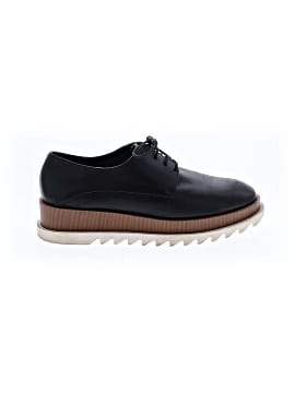 Treasure & Bond Flats