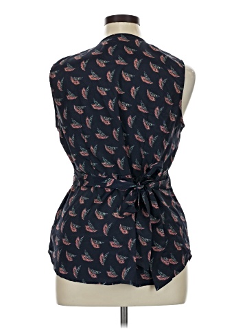 Attention Sleeveless Blouse (view 2)
