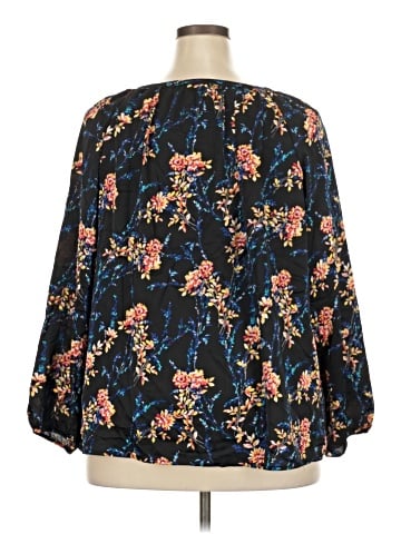 The Pioneer Woman Long Sleeve Blouse (view 2)