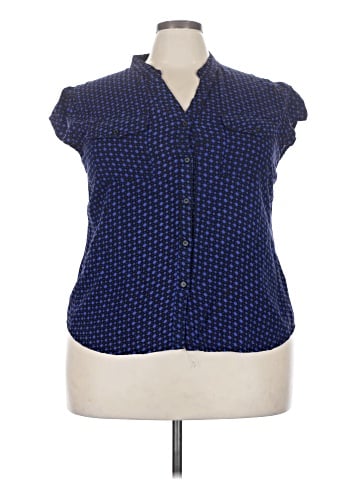 Kenar Sleeveless Button-Down Shirt (view 1)