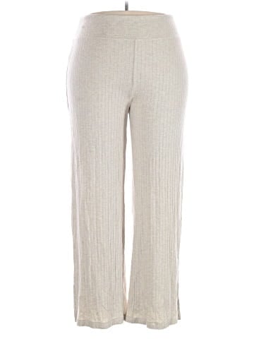Vineyard Vines Casual Pants (view 1)