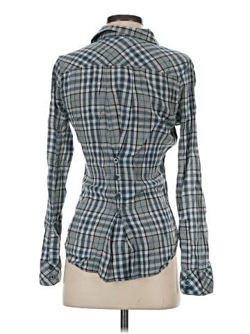 Kirra Long Sleeve Button-Down Shirt (view 2)