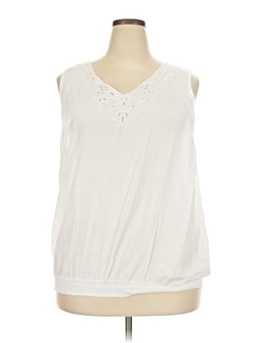 a.n.a. A New Approach Sleeveless Blouse (view 1)