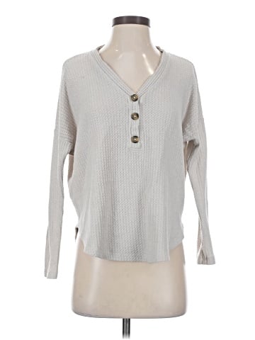 American Eagle Outfitters Pullover Sweater (view 1)