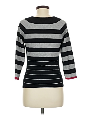One A 3/4 Sleeve Top (view 2)